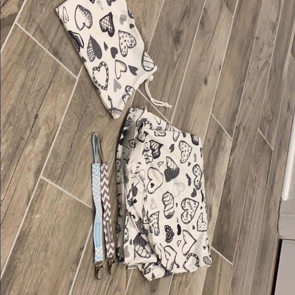 Nursing/car seat cover!